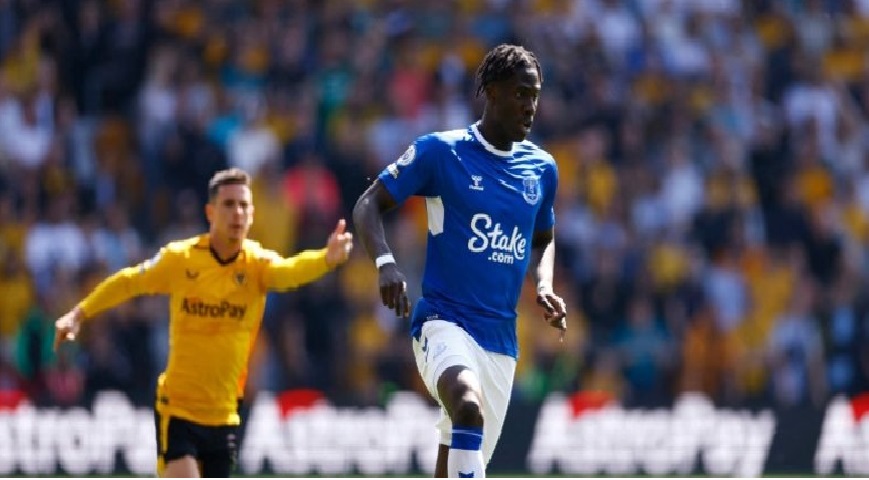 Everton Condemn Racist Abuse Of Onana